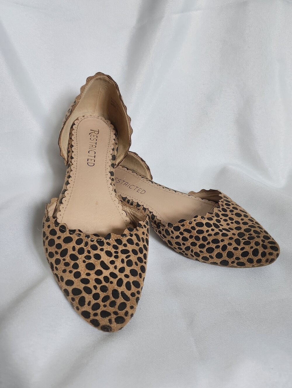 Restricted Women's Cheetah-Print Pointed Toe Flats - Tan/Black